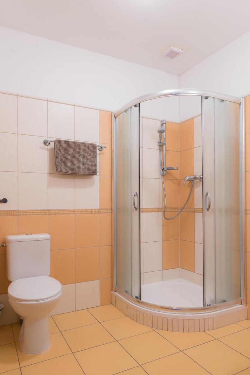 Penzion Lihovar *** Rouchovany Ngoại thất bức ảnh